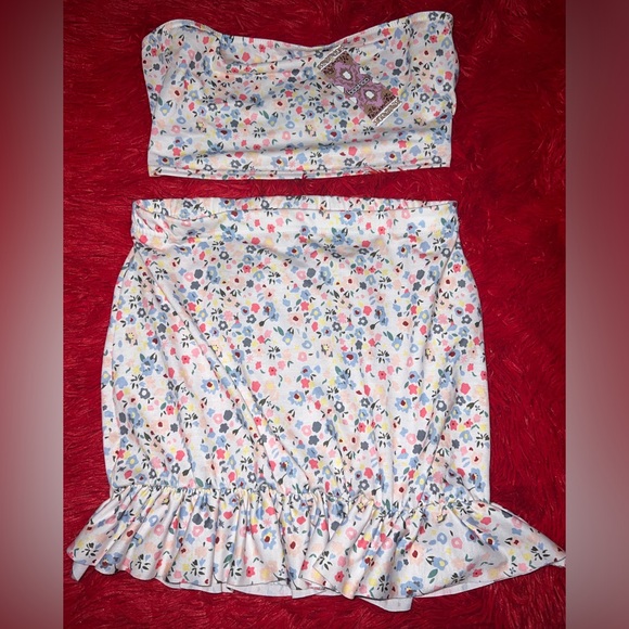 Boohoo Tube Top Floral Frill Skirt Set - Picture 1 of 3